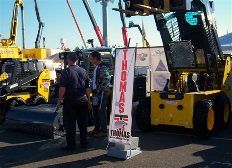 thomas skid steer dealer